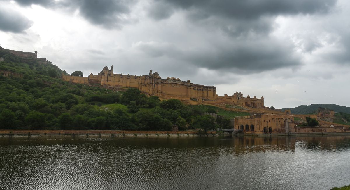 राजस्थान में कुछ दिन बारिश की गतिविधियां कमजोर रहने की संभावन, जानें अपने ज‍िले के मौसम का हाल