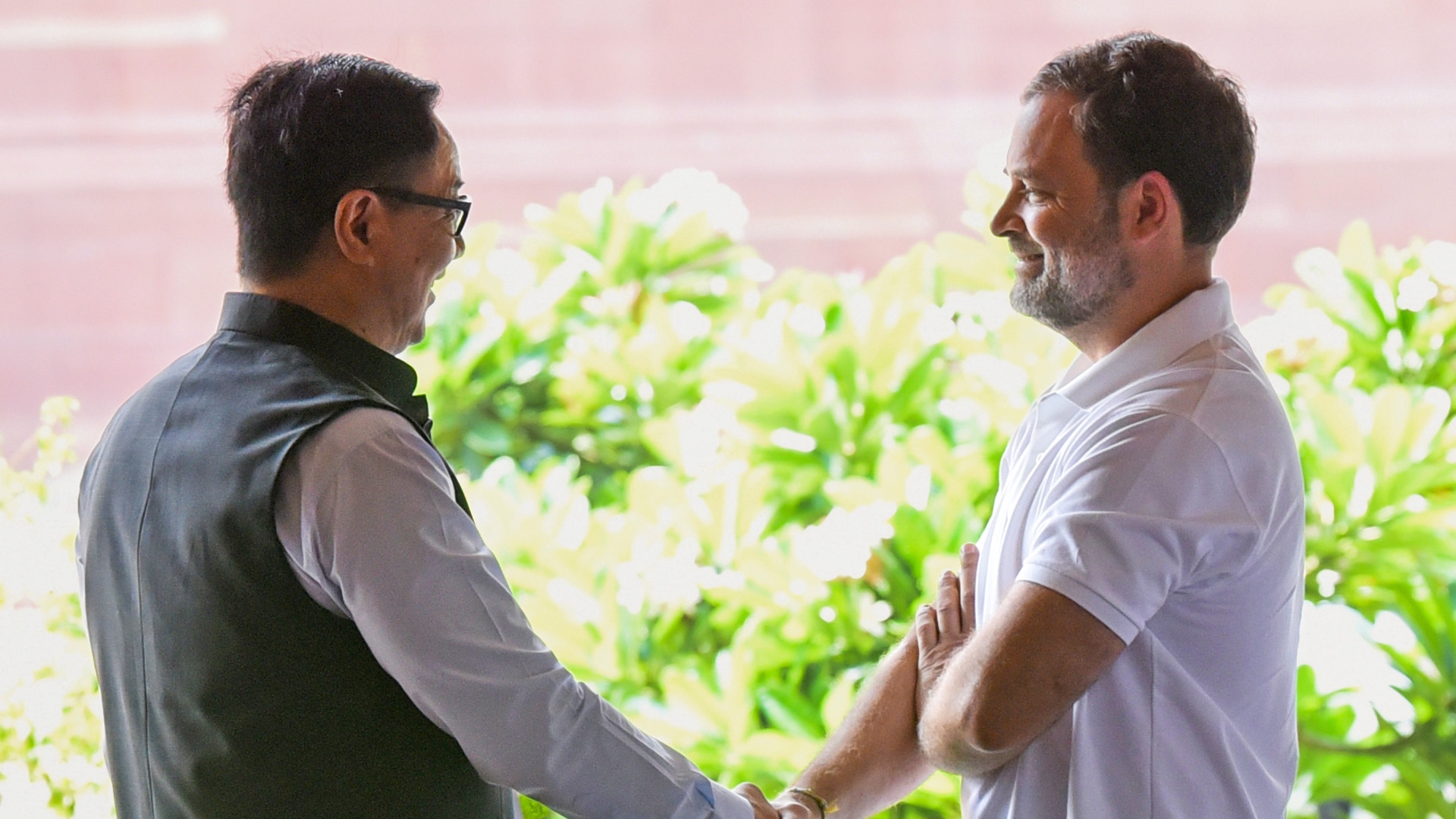 Parliament Deadlock: Kiren Rijiju Speaks to Rahul Gandhi, Seeks Cooperation