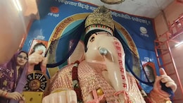 उज्जैन के बड़ा गणेश मंदिर में भगवान के लिए अमेरिका-हांगकांग से भी आई राखियां, 51 फीट की राखी की अर्पित