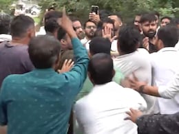 "स्कूलों को राजनीतिक अखाड़ा नहीं बनने देंगे", कॉकरोच जनता पार्टी के स्कूल निरीक्षण पर शिक्षक संगठन की आपत्ति