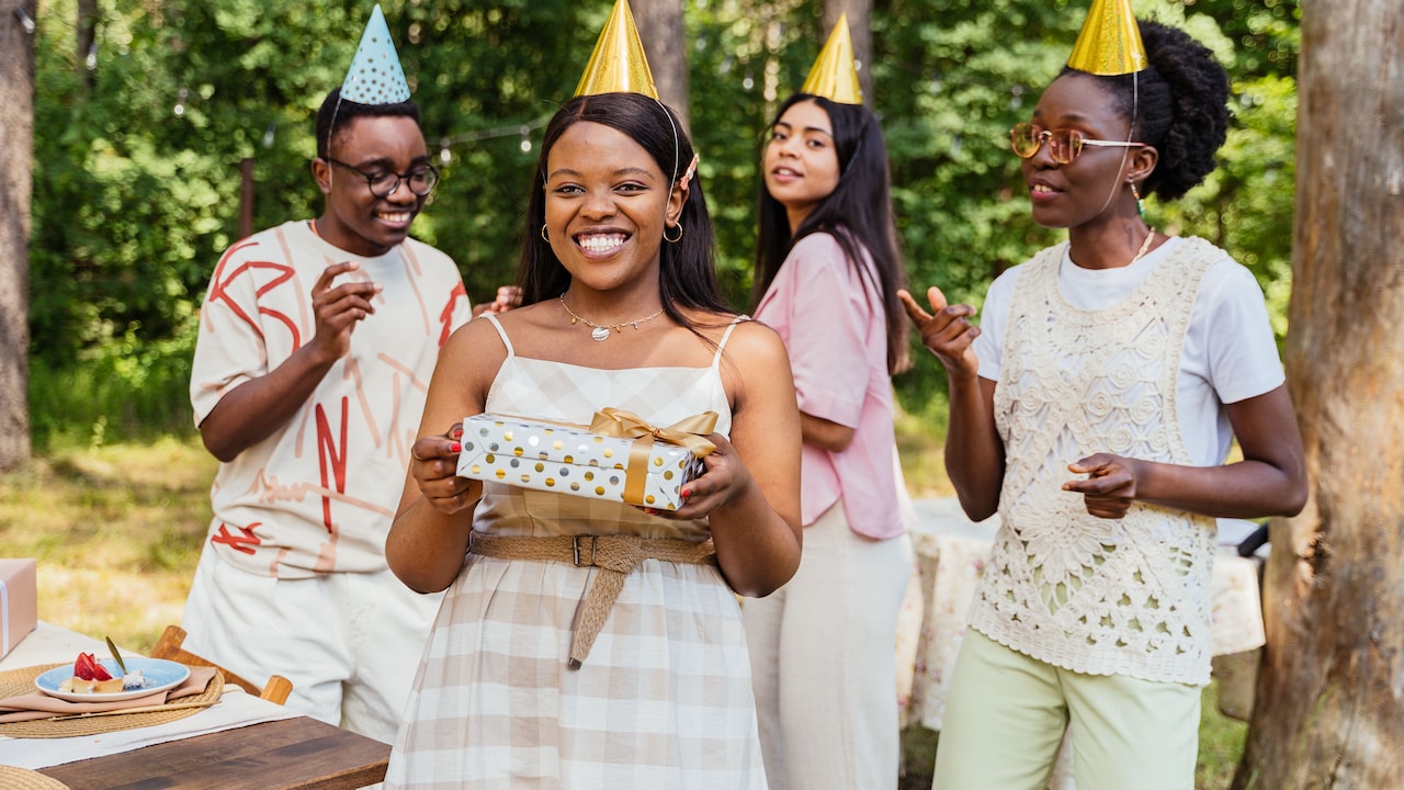 Which birthday dress do you want to grab from Myntra Right To Fashion Sale? Which birthday dress do you want to grab from Myntra Right To Fashion Sale?