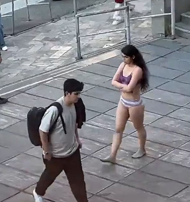 आहू दरयाई की यही तस्वीर हुई वायरल