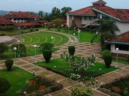 IIM Kozhikode Opens Bloomberg Finance Lab To Boost Finance Education