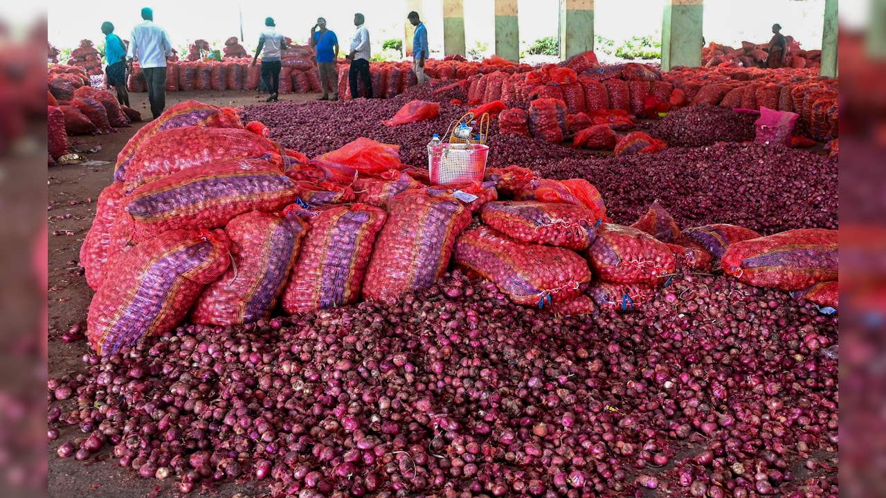 First 'Kanda Express' To Reach Delhi On Wednesday With 800 Tonnes Of Onions At Rs 35/Kg