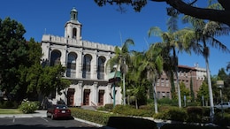 'Beverly Hills, 90210' School Faces Crisis With Shrinking Enrolment, Rising Costs