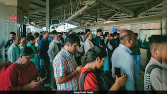 Reddit User Reveals 6-Hour Daily Commute From Badlapur To Goregaon In Mumbai