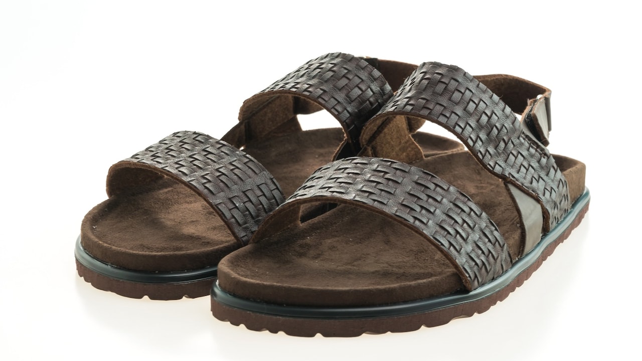 Why Kolhapuri Chappals Turn Dark Or Stiff After Getting Wet: 10 Reasons And Fixes Why Kolhapuri Chappals Turn Dark Or Stiff After Getting Wet: 10 Reasons And Fixes