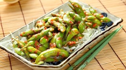 Edamame Is More Than A Trendy Snack, Nutritionist Reveals Its Health Benefits
