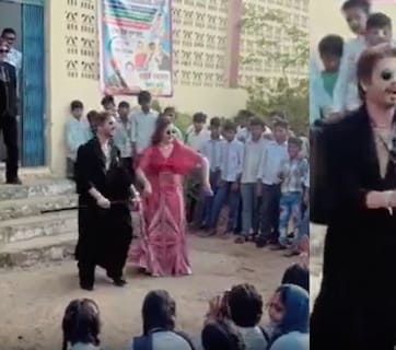 स्कूल में स्वतंत्रता दिवस पर पहुंचे 'शाहरुख खान'!, 'झूमे जो पठान' पर किया ऐसा डांस..देख बच्चों ने पकड़ लिया माथा