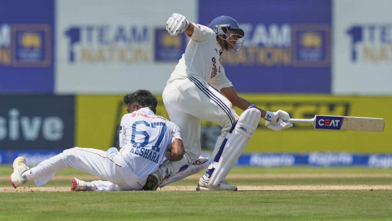 Yashasvi Jaiswal Dismissed Run-Out After Terrible Mix-Up. Sri Lanka Stars Action Goes Viral - Watch