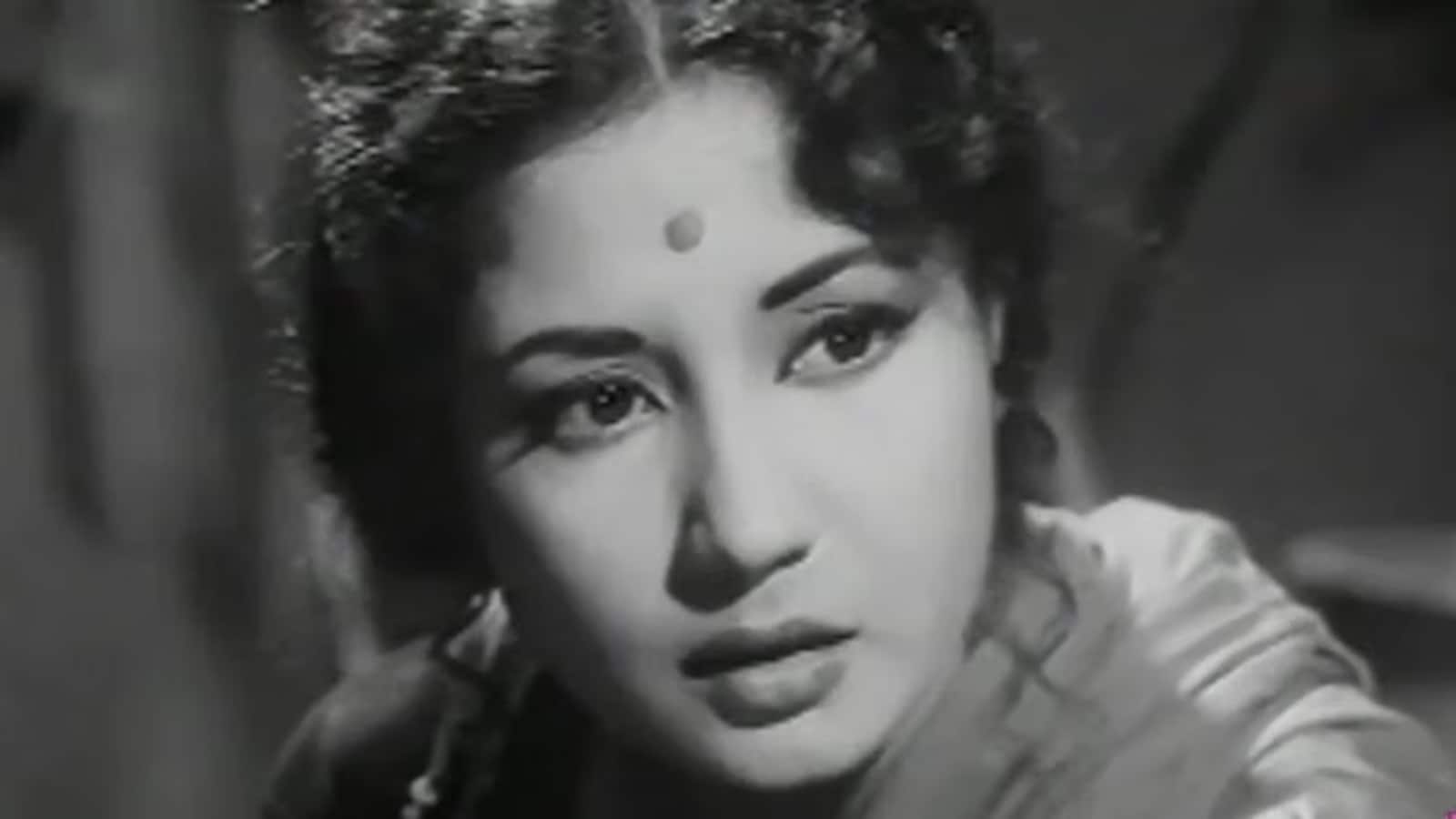 The Last Goodbye Of The Tragedy Queen: Meena Kumari’s Final Shoot Was More Heartbreaking Than Her Last Film