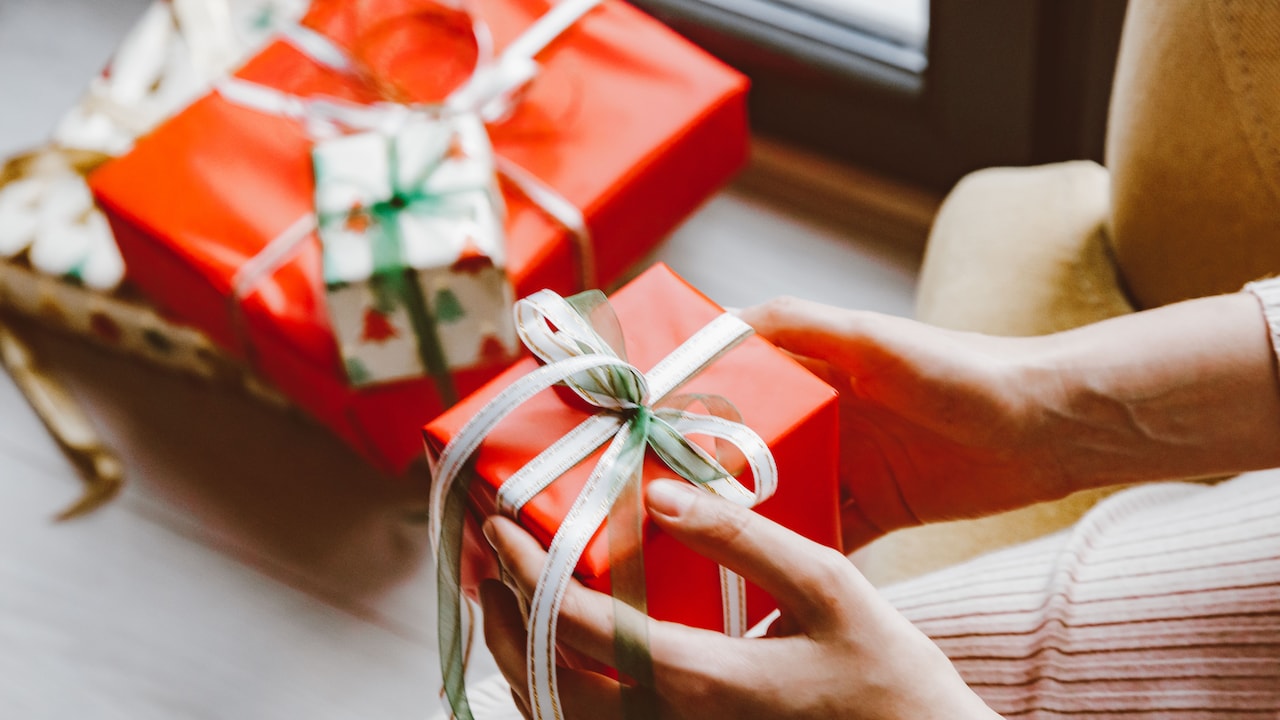 Useful gift ideas to give your favourite teacher on this Teachers' Day