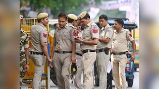 सूजी आंखें, कान के पर्दे फटे.. दिल्ली के प्ले स्कूल में 3 साल के बच्चे से दरिंदगी, 4 लोगों के खिलाफ केस दर्ज