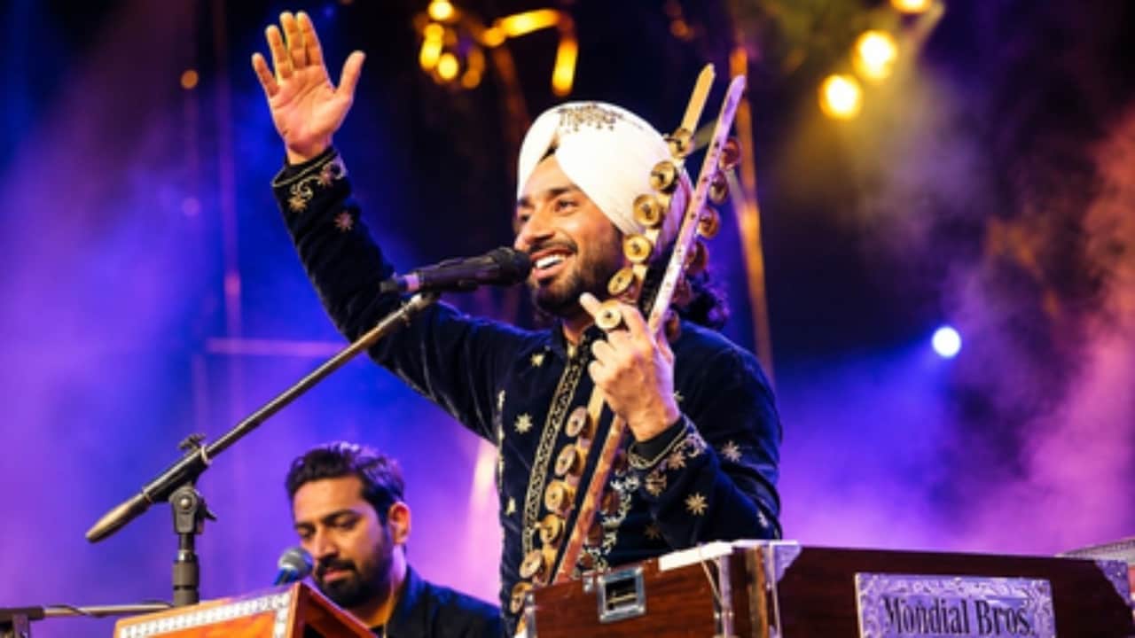 पंजाब यूनिवर्सिटी का वो पल जब रोती हुई लड़की को देख सतिंदर सरताज ने लिखा ये सुपरहिट गीत, जीता हजारों का दिल