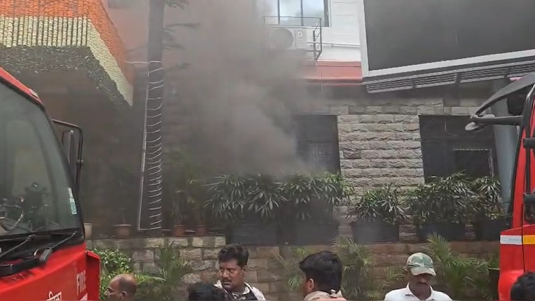 Fire Breaks Out At Income Tax Office Building In Mumbai's Churchgate