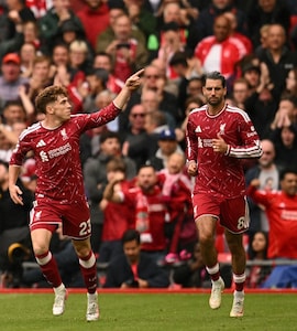 Premier League: Victor Munoz Saves Andoni Iraola In Liverpool Draw, Big-Spending Spurs Lose Again