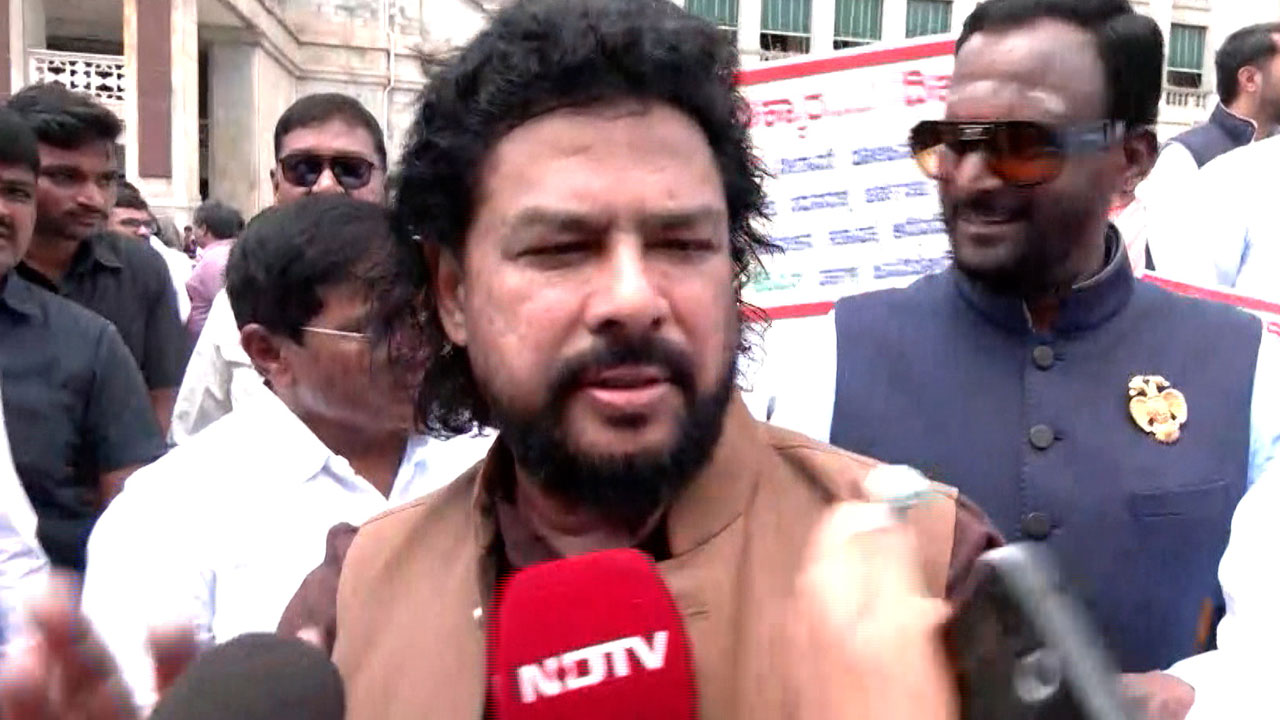 BJP Turns Up Heat On Karnataka Government Over B Nagendra's Return To Cabinet