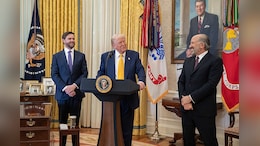 JD Over Rubio? Trump's Private Meeting With Donors Hints At 2028 Succession Plan