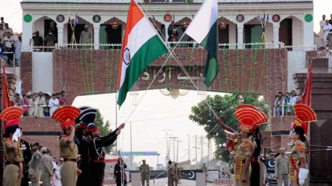 54% भारतीय पाक को और 43% पाकिस्तानी भारत को मानते हैं सबसे बड़ा खतरा, Pew Survey में खुलासा