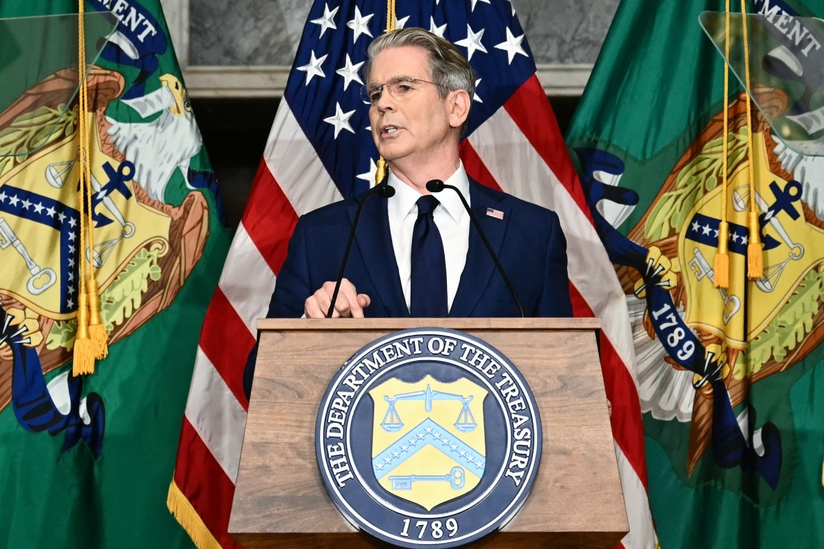 US Treasury Secretary Scott Bessent announces 'economic asphyxiation' sanctions campaign against Iran; Tehran blocks Strait of Hormuz as war stalemates