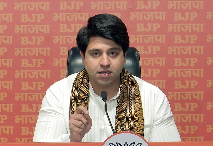 Shehzad Poonawalla resigns from BJP, citing financial and personal pressures