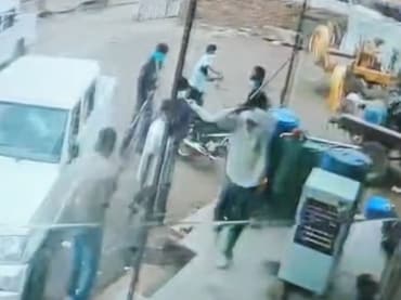 फैक्&zwj;ट्री में घुसकर ताबड़तोड़ फायर&zwj;िंग करने वाले 6 बदमाश ग&zwj;िरफ्तार, CCTV में कैद हो गई थी घटना&nbsp;