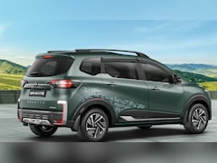 20.51Km/l का माइलेज, 6 एयरबैग और प्रीमियम फीचर्स, केवल 5.73 लाख से शुरू होती है इन 7 सीटर कार की कीमत