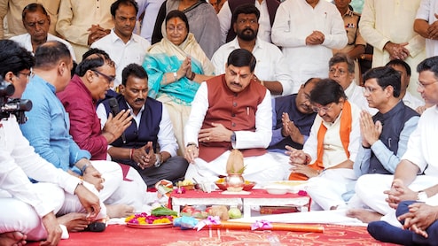 इंदौर के दशहरा मैदान में लगेगी अटल जी की 25 फीट ऊंची प्रतिमा, सीएम डॉ. मोहन यादव ने किया भूमिपूजन