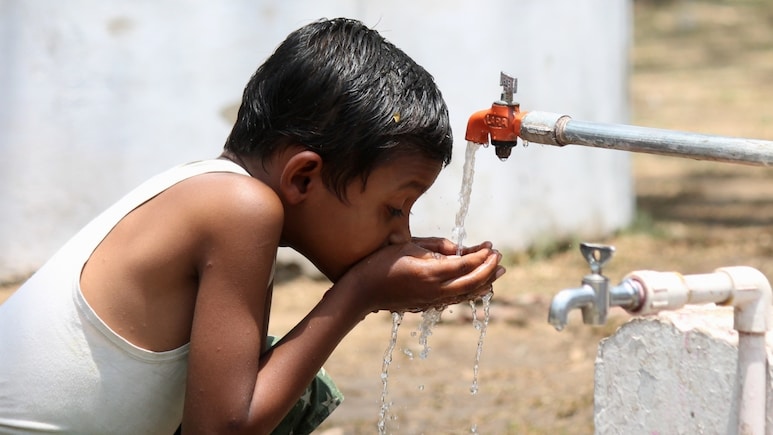राजस्थान के गांवों में बंद हो सकता है फ्री का पानी, मंत्री बोले- फीस जरूरी