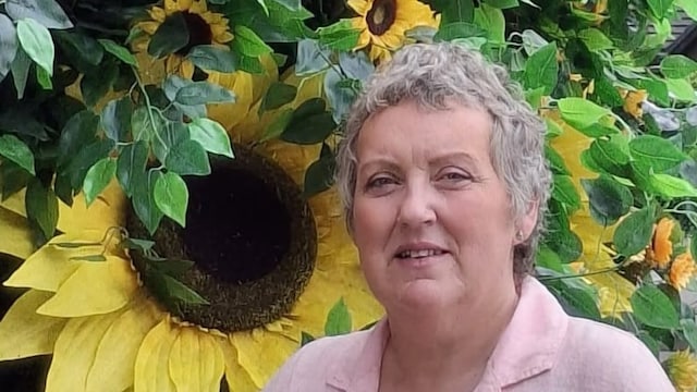 58-year-old Tracy Tomlinson gets Immune Cell Cancer Therapy