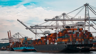 India Green-Lights Inventory-Based E-Commerce Exports With Eye On Global Markets