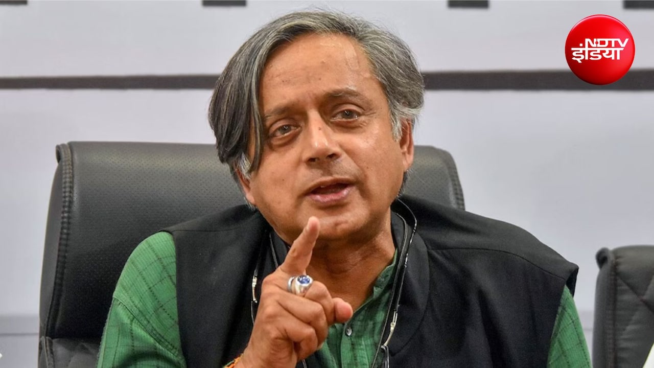 'सड़क का काम सड़क पर और सदन में हो सदन का काम', शशि थरूर ने अपनी ही पार्टी को दी नसीहत