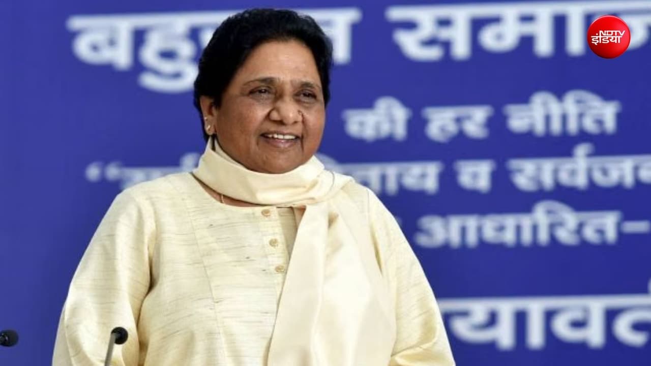 रक्षाबंधन पर कहानी मायावती की: जब दुधमुंहे भाई को लेकर पैदल ही 6 किलोमीटर दूर अस्पताल पहुंची 5वीं की छात्रा