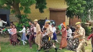 In Uttar Pradesh's Hamirpur, Gen Alpha Protests For A Road To School