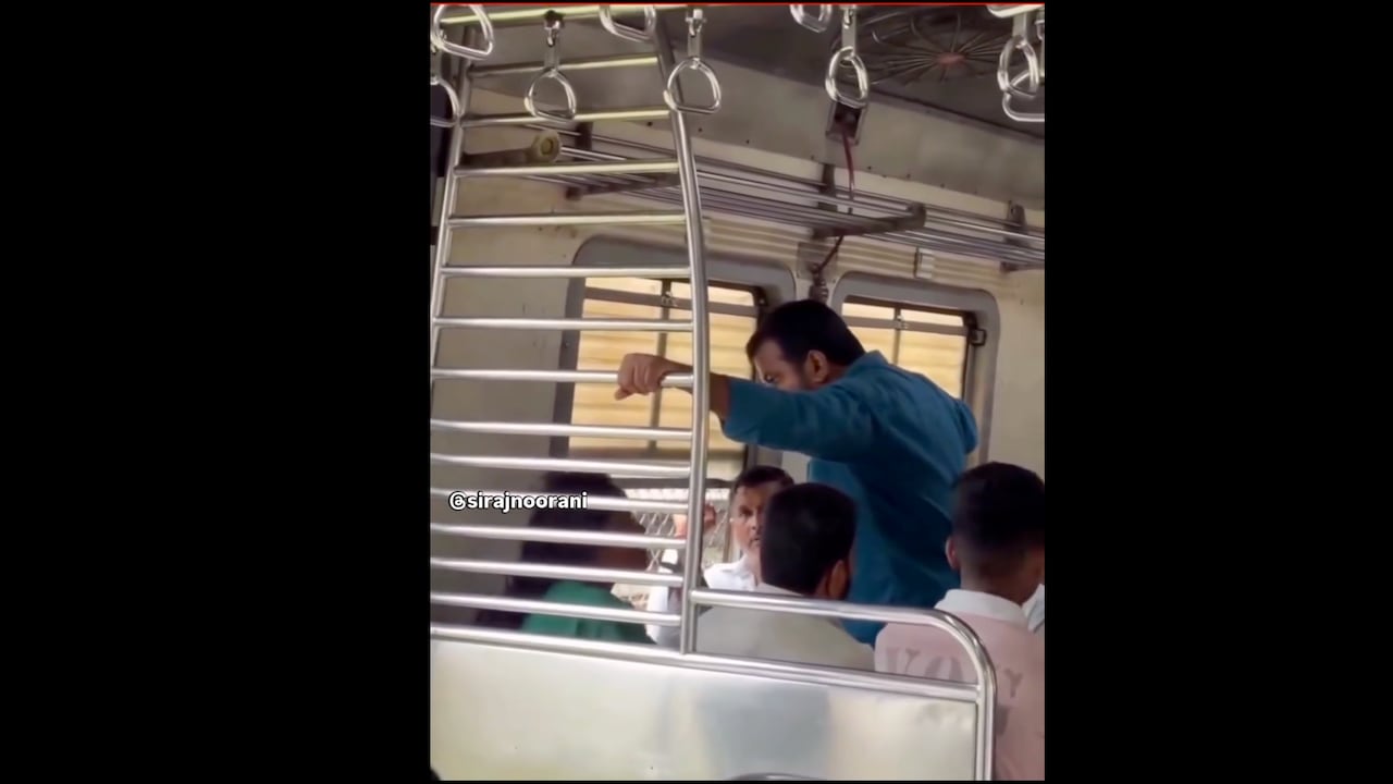 Mumbai Local Train Shocking Video: Man Attempts To Hit Woman With Belt After Argument