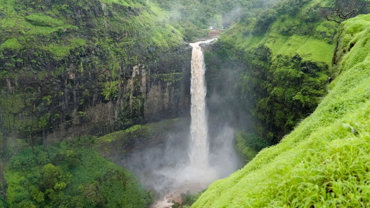 Maharashtra Gets New Glass Bridge With Stunning Waterfall View, Just 4 Hours From Mumbai