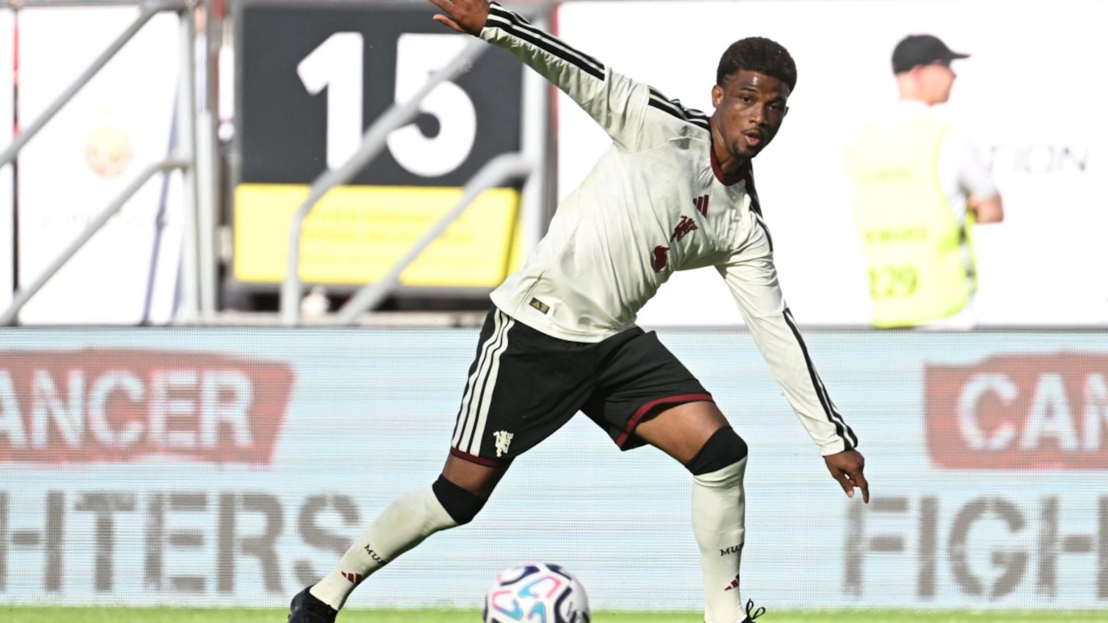 Manchester United Beaten By Former Boss Ruben Amorims AC Milan In Friendly Finale