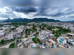 राजस्थान के 25 जिलों में बारिश का अलर्ट, मूसलाधार बरसात से जलसैलाब; स्कूल में फंसे 80 बच्चों का रेस्क्यू