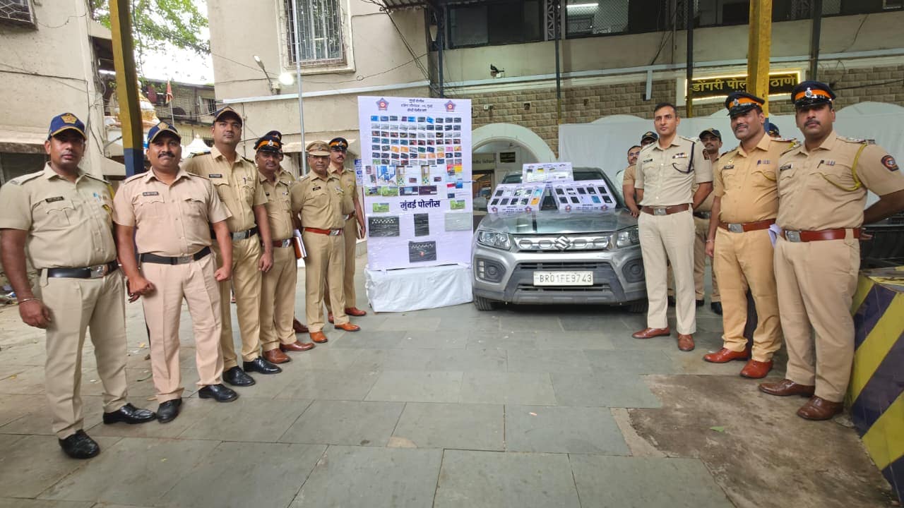 Rs 125 Crore, 110 Bank Accounts: Mumbai Cops Bust Mule Bank Account Racket