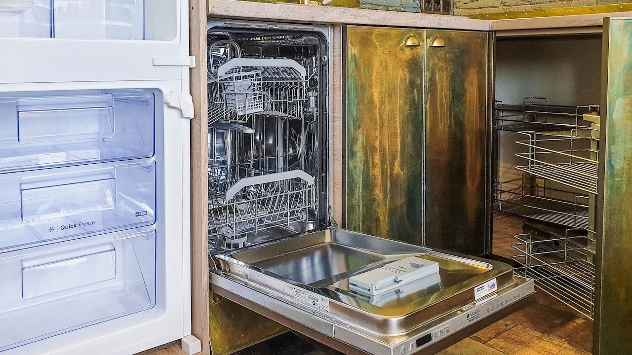 7 Best Dishwashers With Intensive Cycles For Greasy Cookware 7 Best Dishwashers With Intensive Cycles For Greasy Cookware