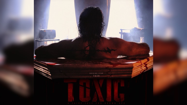 Toxic Release: Fans Burst Firecrackers Outside Theatre In Shivamogga As Yash-Starrer Hits Screens