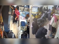 On Camera, Women In Burqa Pose As Customers, Steal Gold Necklace From Telangana Shop