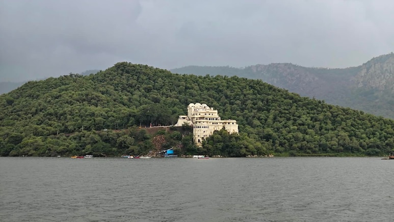 राजस्थान में सिरोही-जालोर समेत 24 जिलों में बरसेंगे बादल, 2 दिन बाद धीमा पड़ेगा मानसून