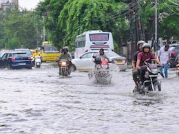 मॉनसून फिर एक्टिव, एक हफ्ते चलेगी बारिश, दिल्ली-यूपी से उत्तराखंड-राजस्थान तक 14 राज्यों में IMD अलर्ट, जानें आज का मौसम