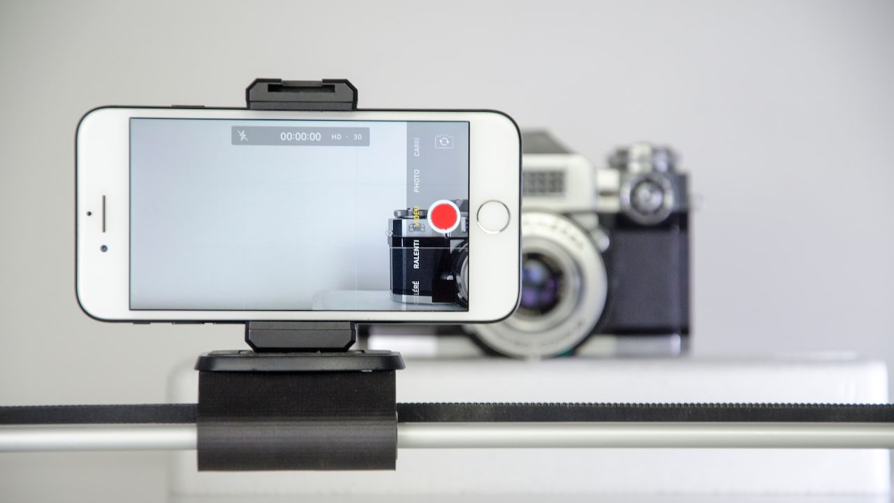 7 Car Phone Holders For Dashboards, Windscreens And Vents