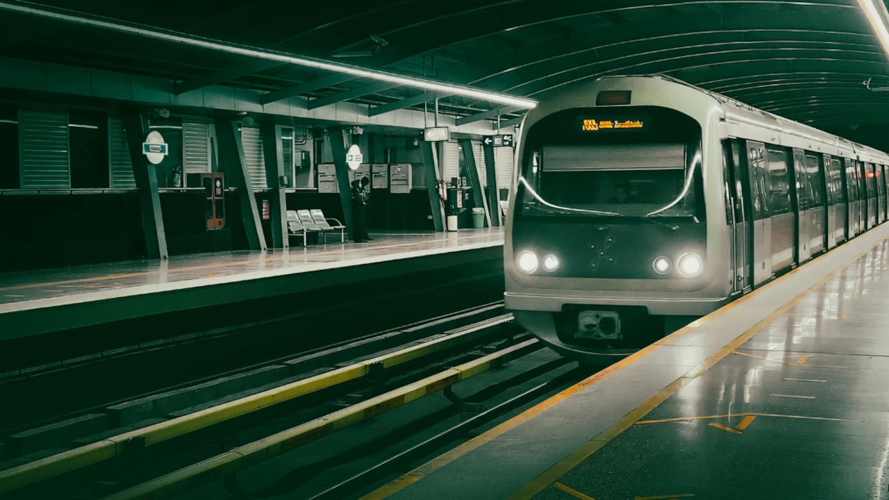 Mumbais 238 AC local trains to be produced at three railway factories. Mumbais 238 AC local trains to be produced at three railway factories.