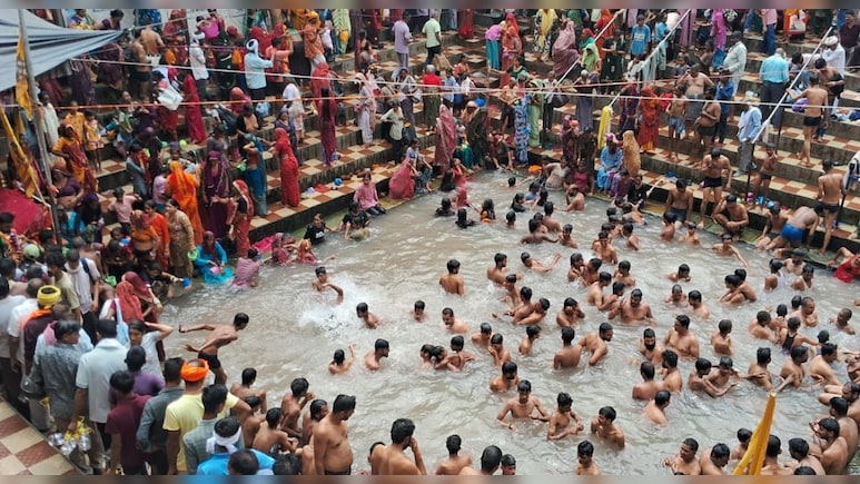 प्राचीन तीर्थ स्थल लोहार्गल धाम, जहां पांडवों के अस्त्र-शस्त्र गल गए, कावड़ में जल भरकर करते हैं जलाभ&zwj;िषेक&nbsp;