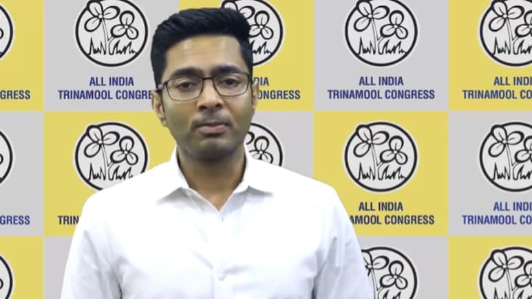 TMC सांसद अभिषेक बनर्जी को बड़ी राहत, सुप्रीम कोर्ट ने आंख के इलाज के लिए विदेश जाने की दी अनुमति