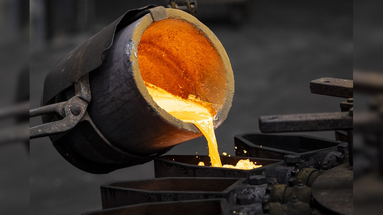 Gold Holds Near Three-Month High As Debasement Trade Returns