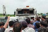 MP: धार में भीषण सड़क हादसा, रॉन्ग साइड से आए कंटेनर ने ईको कार को मारी टक्कर, 6 की मौत